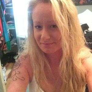 Meet your Posher, Whitney